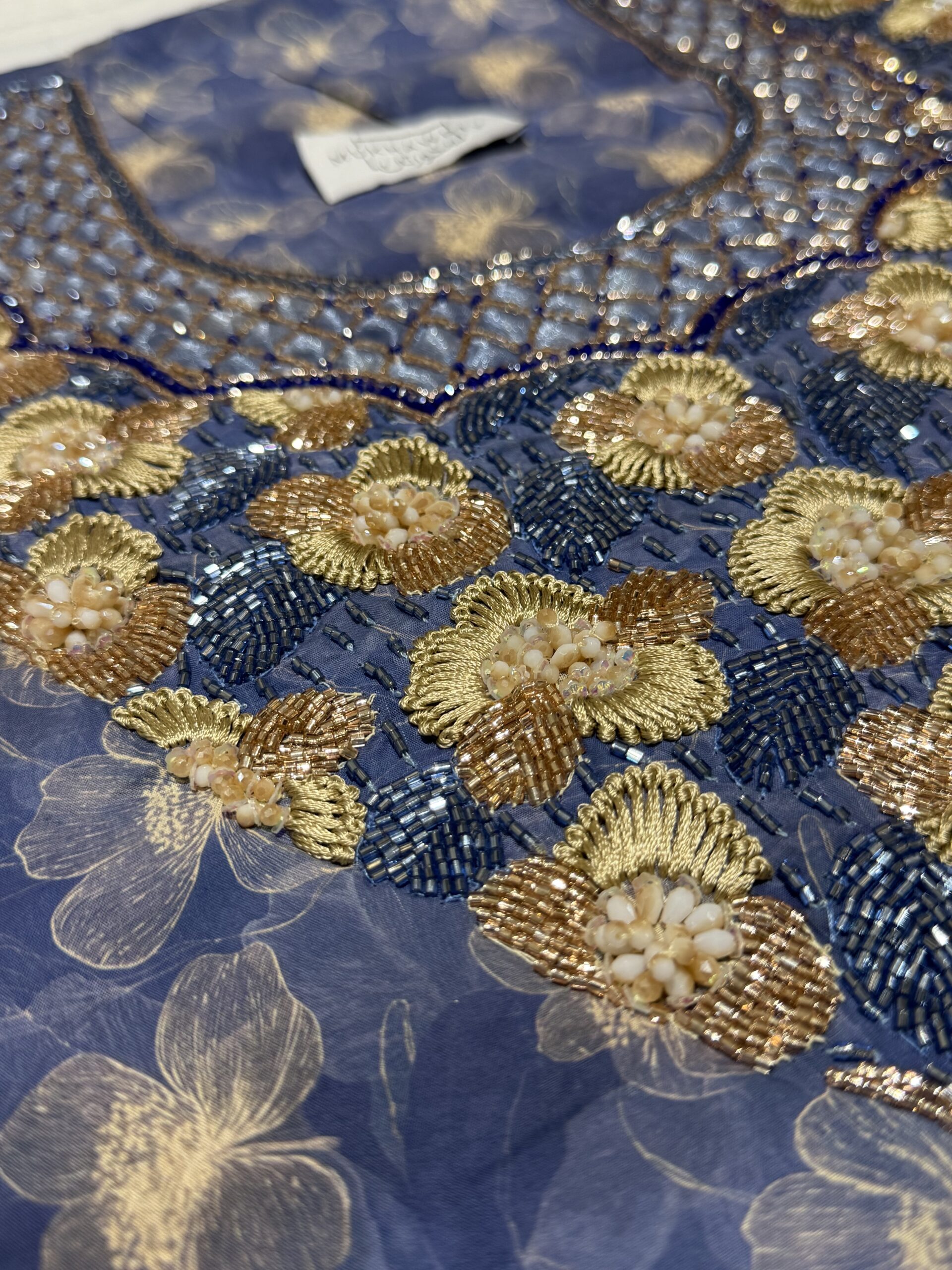 C04 - Navy - Image 5