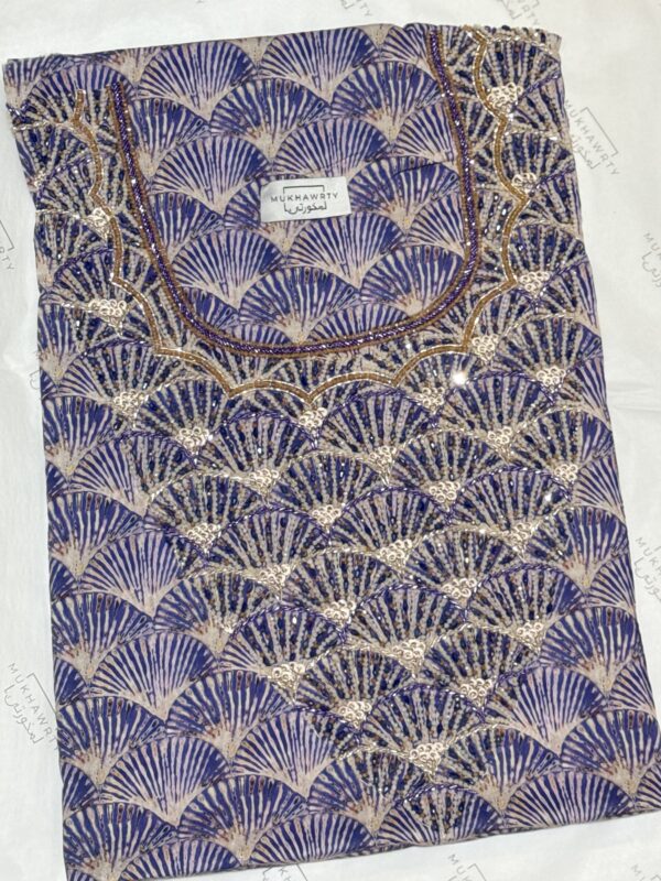 C05 - Purple Fan - Image 1