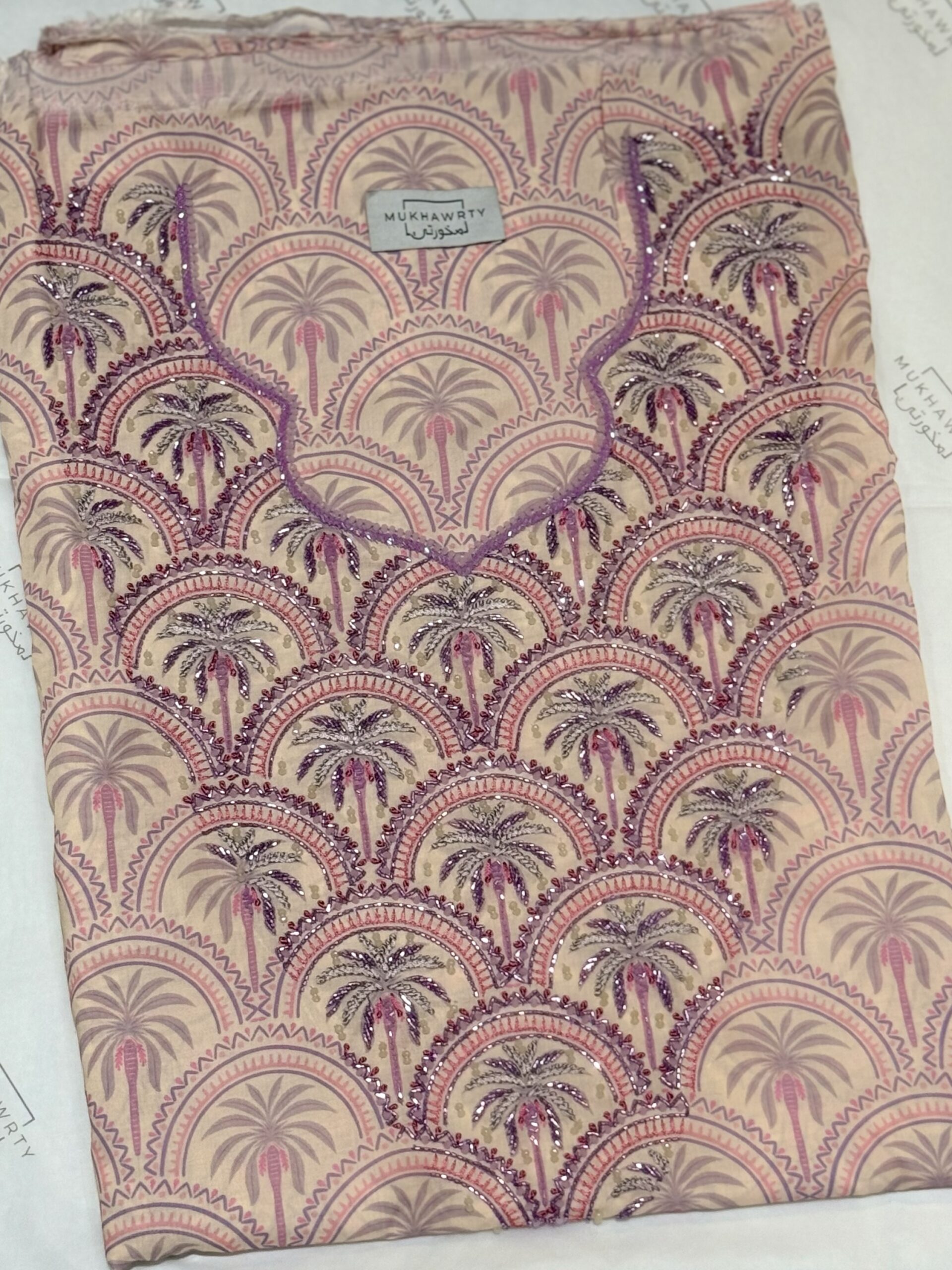 C11 - Pink Palms - Image 1