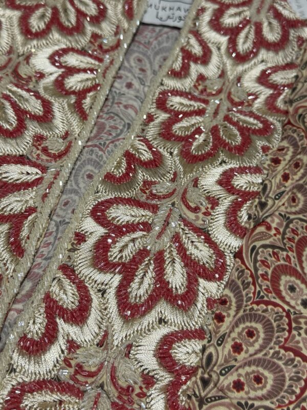 C13 - Paisley Collar - Image 6
