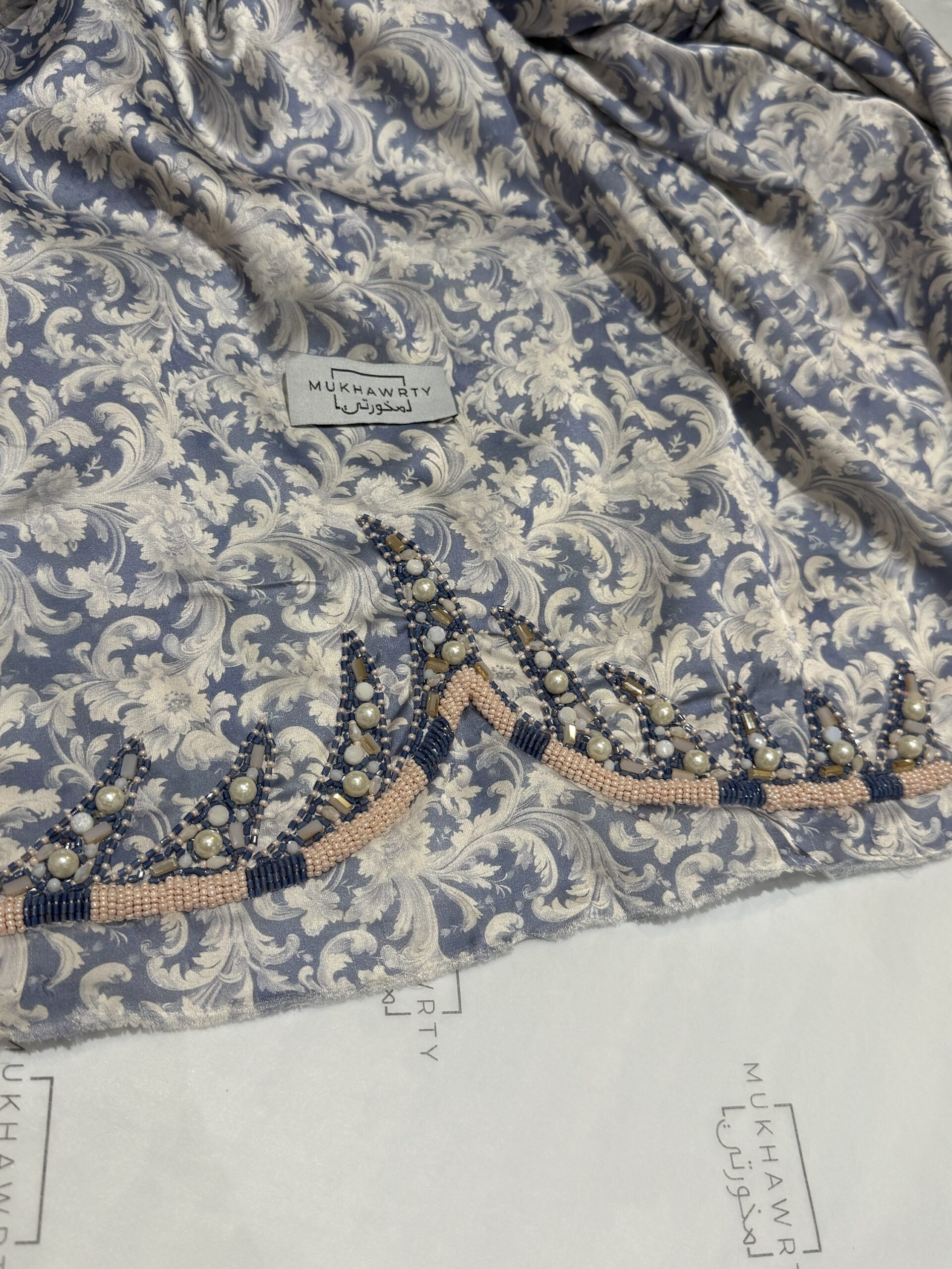 S09 - Pearly Lines - Image 2