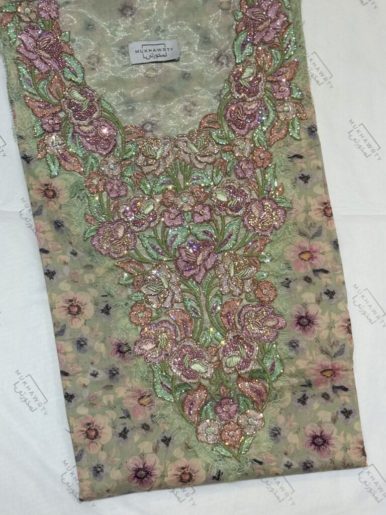C10 - Floral Lace