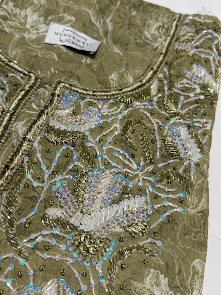 C06 - Sage Floral