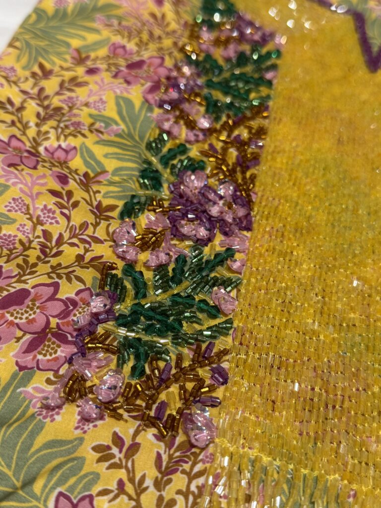 L01 - Yellow Tassels