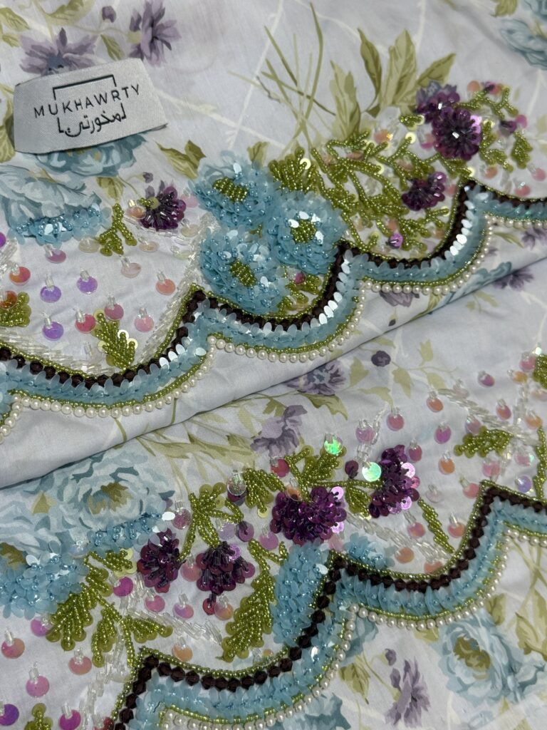 L04 - Bridgerton Bouquet