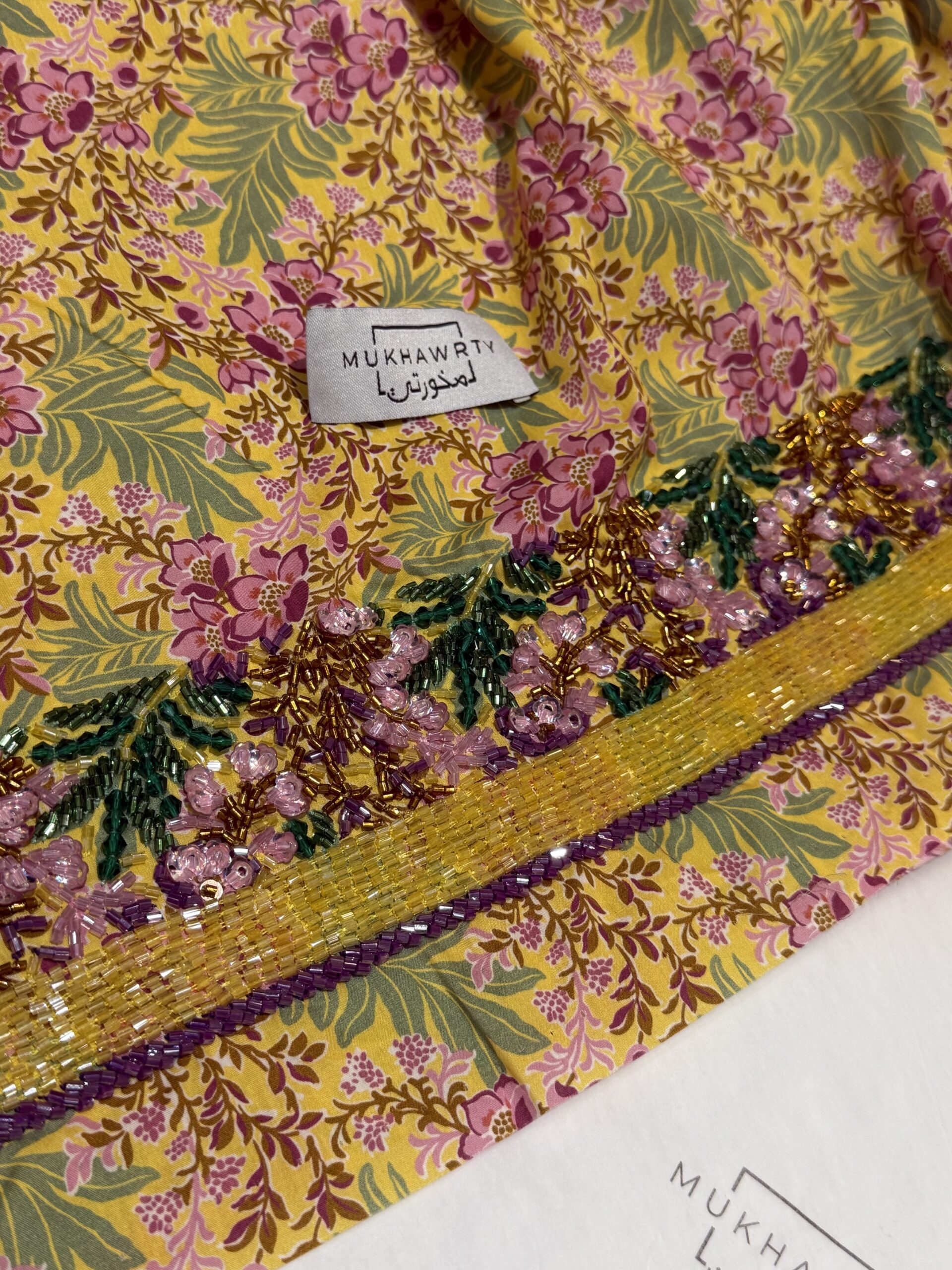 L01 - Yellow Tassels - Image 3